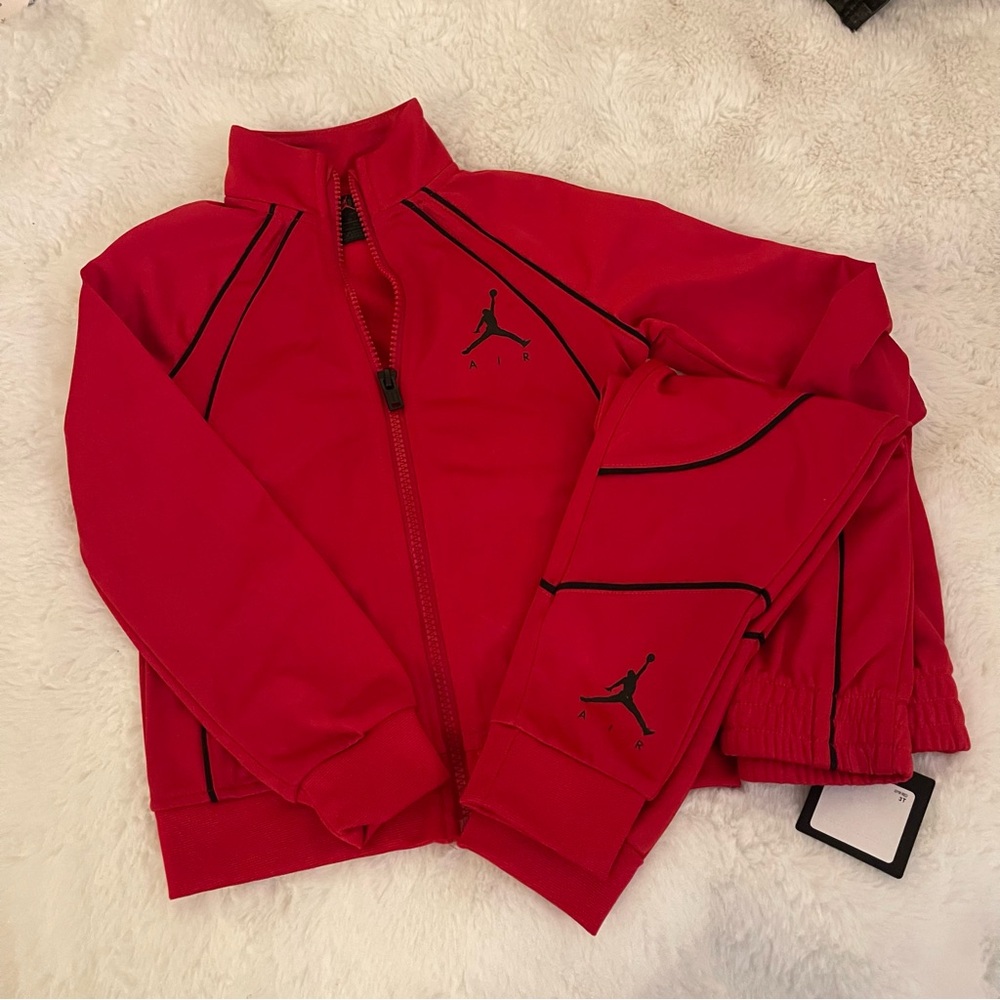 Jordan tracksuit